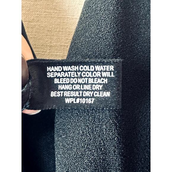 Aqua Black Sleeveless Plunge Neckline Dress Women's Size S NWT - Picture 4 of 4